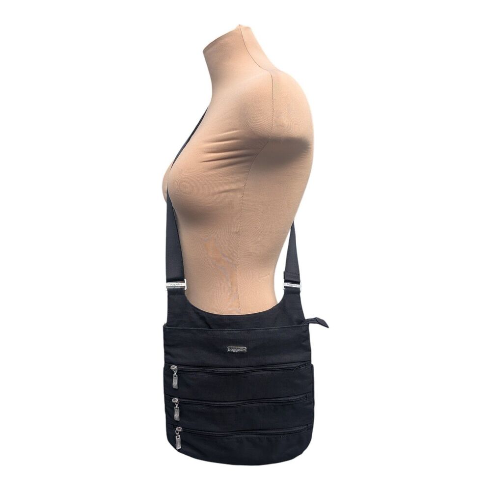 Baggallini Big Zipper Bag Crossbody Black Nylon Travel Purse Multi-Pocket Pouch